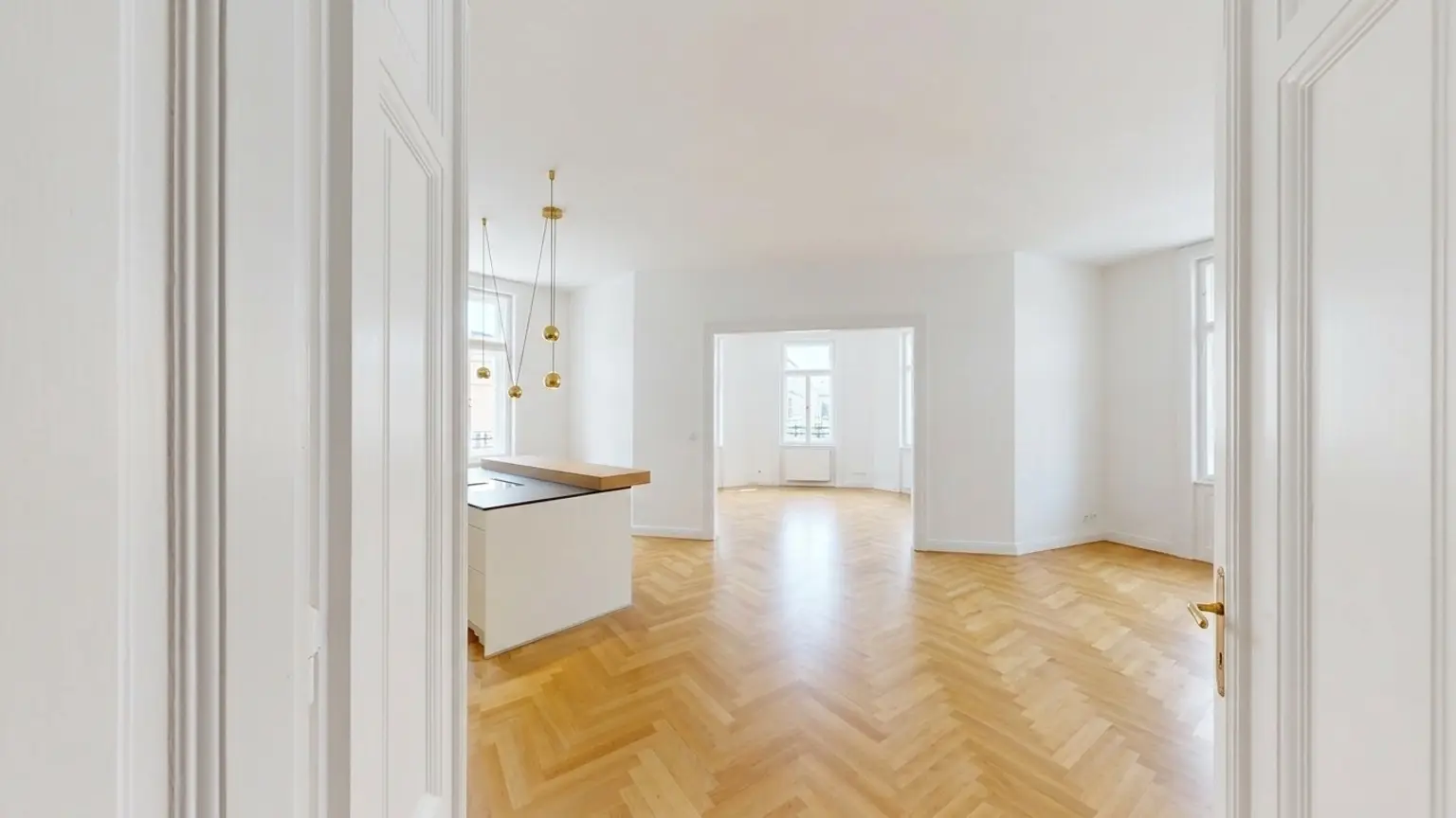 GROSSZÜGIGE ALTBAU-EINHEIT NAHE STADTPARK | WOHNEN & ARBEITEN AUF 227 M² (TOP 17 & 17A)