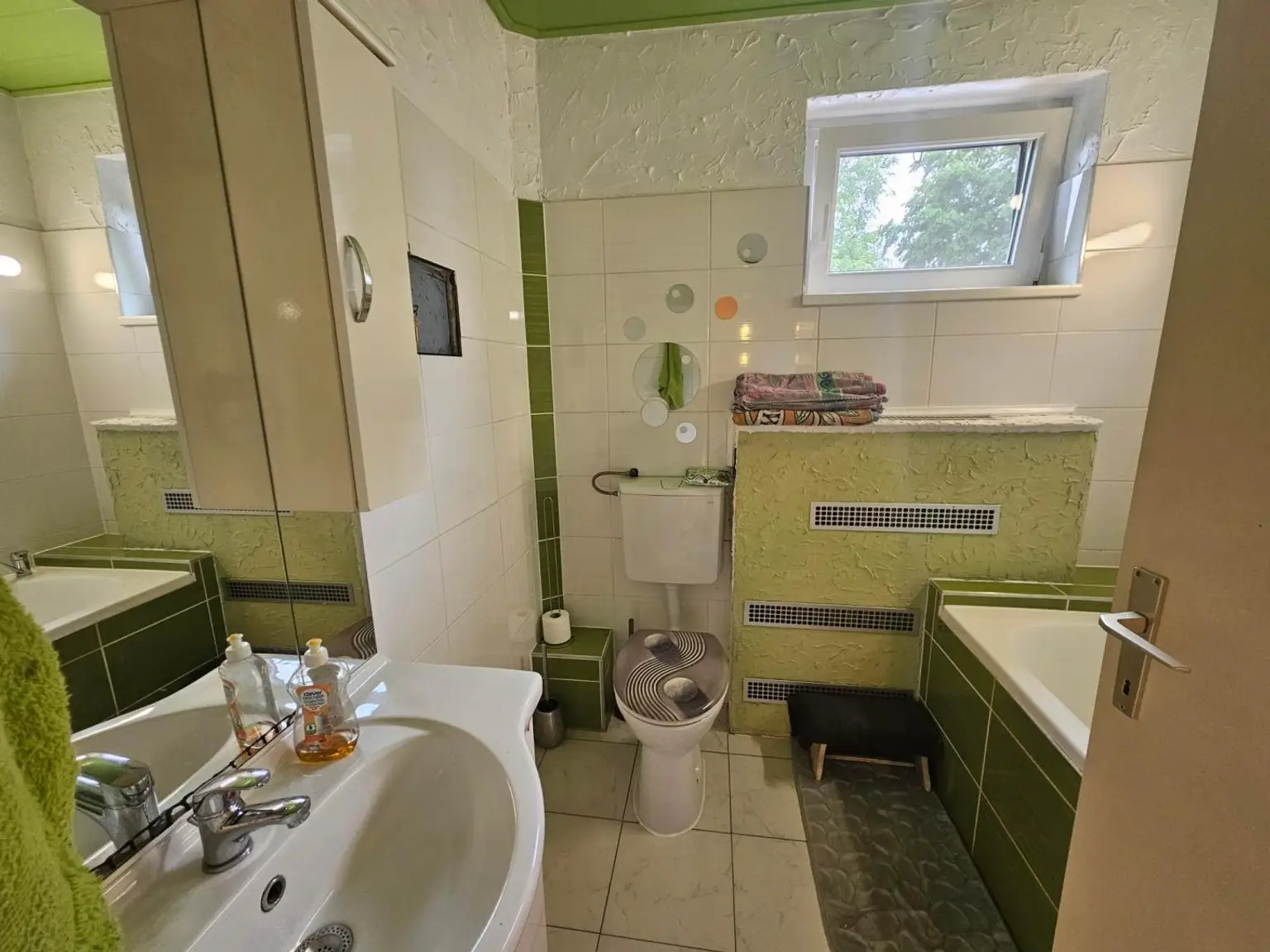 EINFAMILIENHAUS IN SCHÖNER LAGE