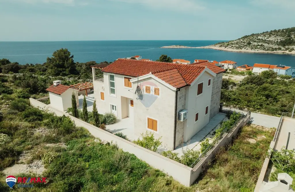 "Luxuriöse mediterrane Villa, Stivašnica"