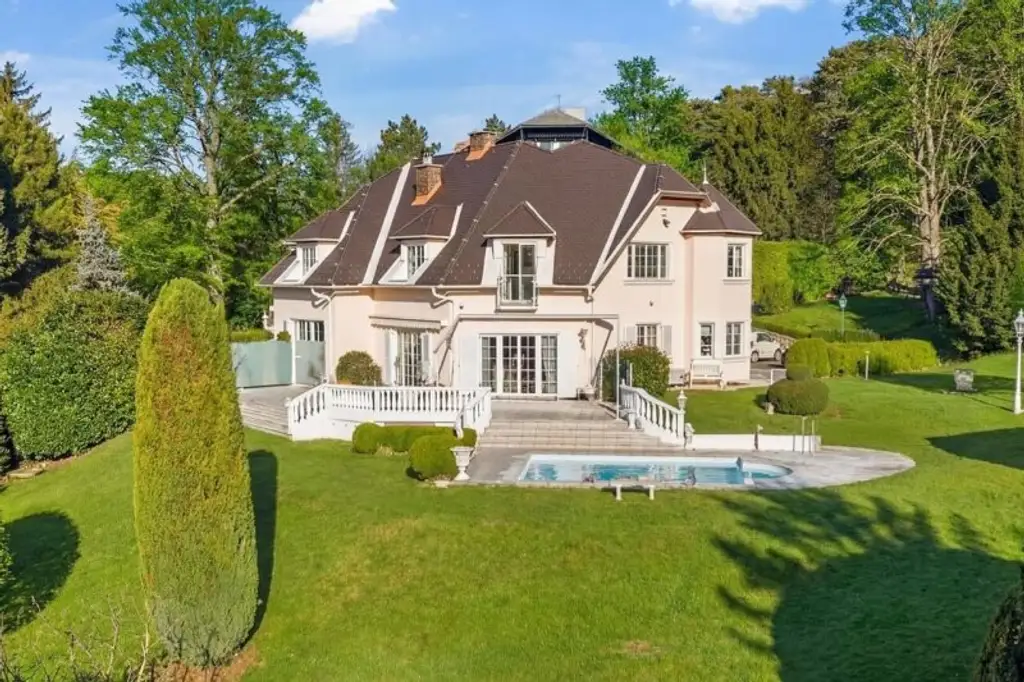 Traumliegenschaft mit großer, repräsentativer 2-Familienvilla - absolute Ruhelage - Hinterbrühl