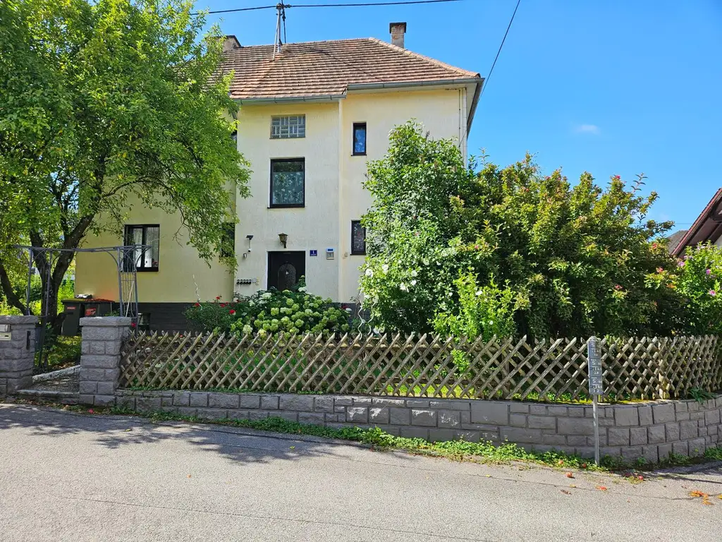 Vielseitiges Wohnhaus – Anlegerobjekt oder Zuhause für die Familie