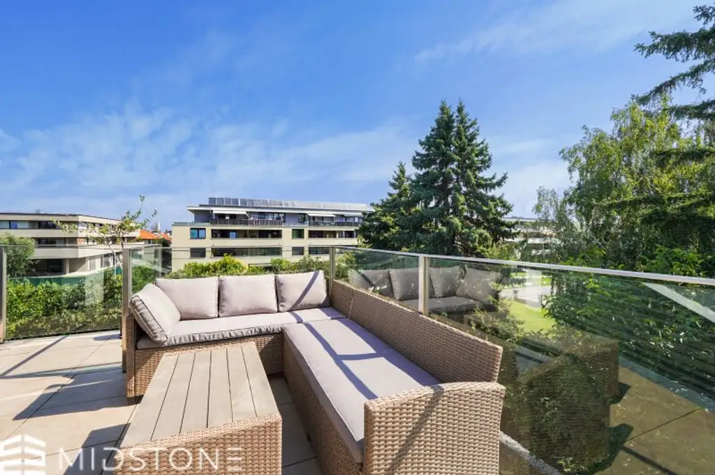 *Neuwertige 4-Zimmer-Maisonette* Familienidylle mit Dachterrasse & Parkplatz