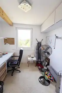 09
