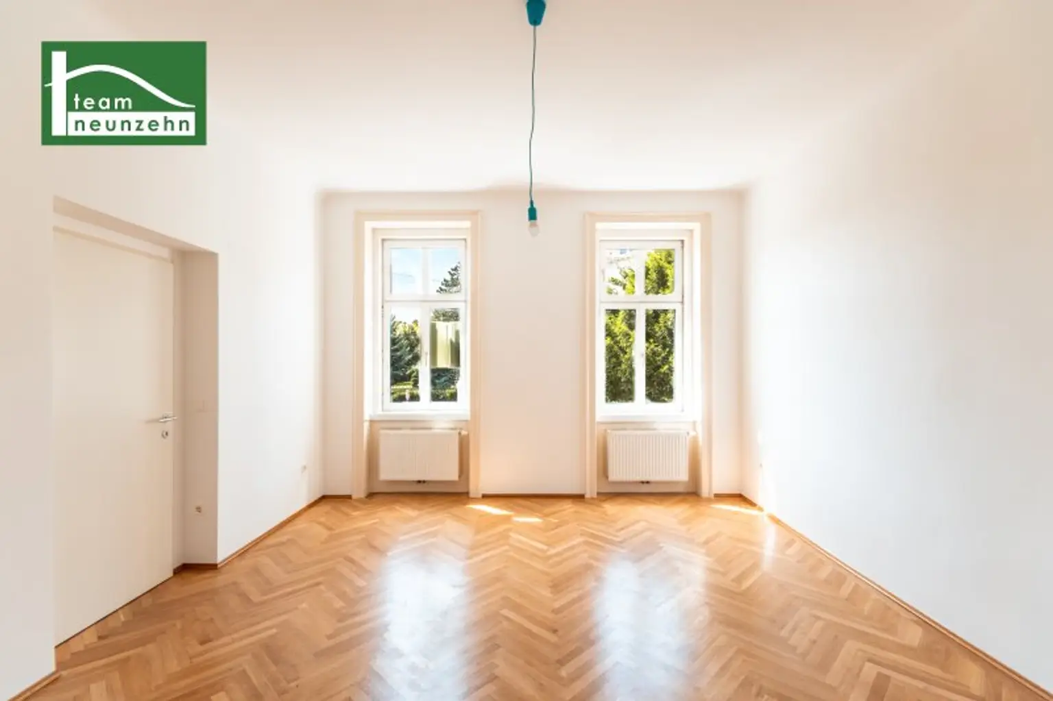 Altbauwohnung am Fuße der Hohen Warte neben dem Setagayapark! Faires Preis-Leistungs-Verhältnis! Gute Anbindung ins Stadtzentrum! Saniertes Altbau-Zinshaus!