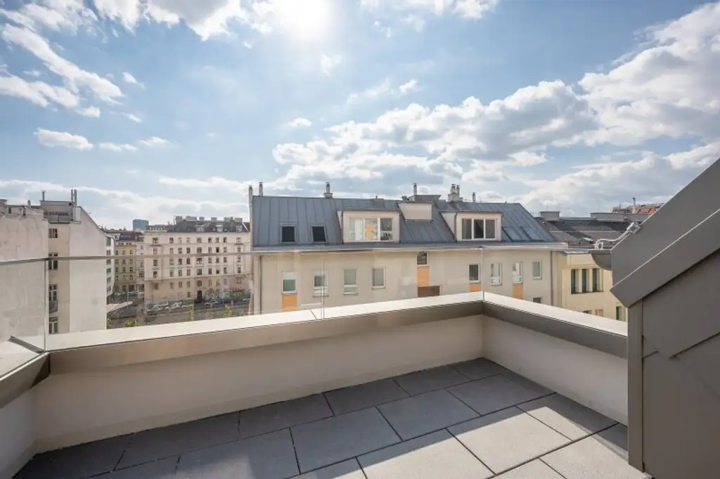 ++MOLLARD 50++ Outstanding 3-room apartment in a prime central location (1/28)