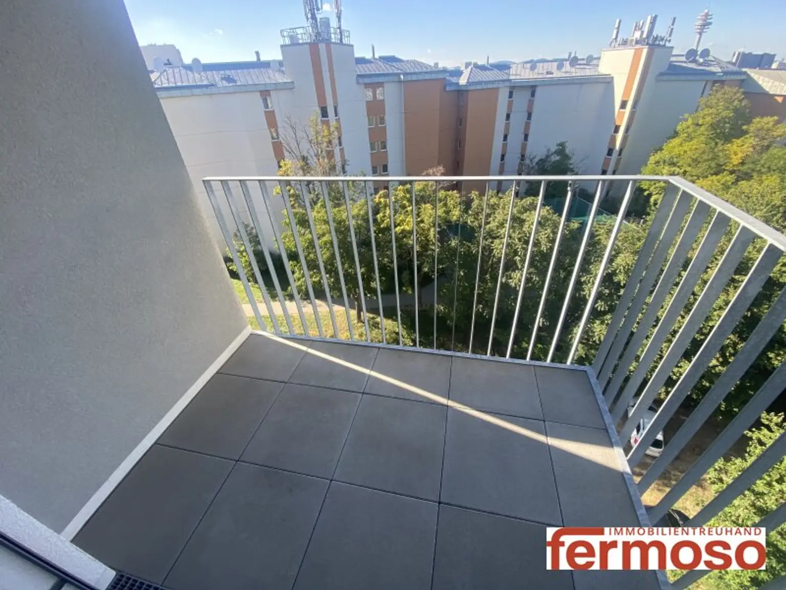 Moderne 2-Zimmer-Wohnung mit Balkon – kompakter Grundriss & helle Räume