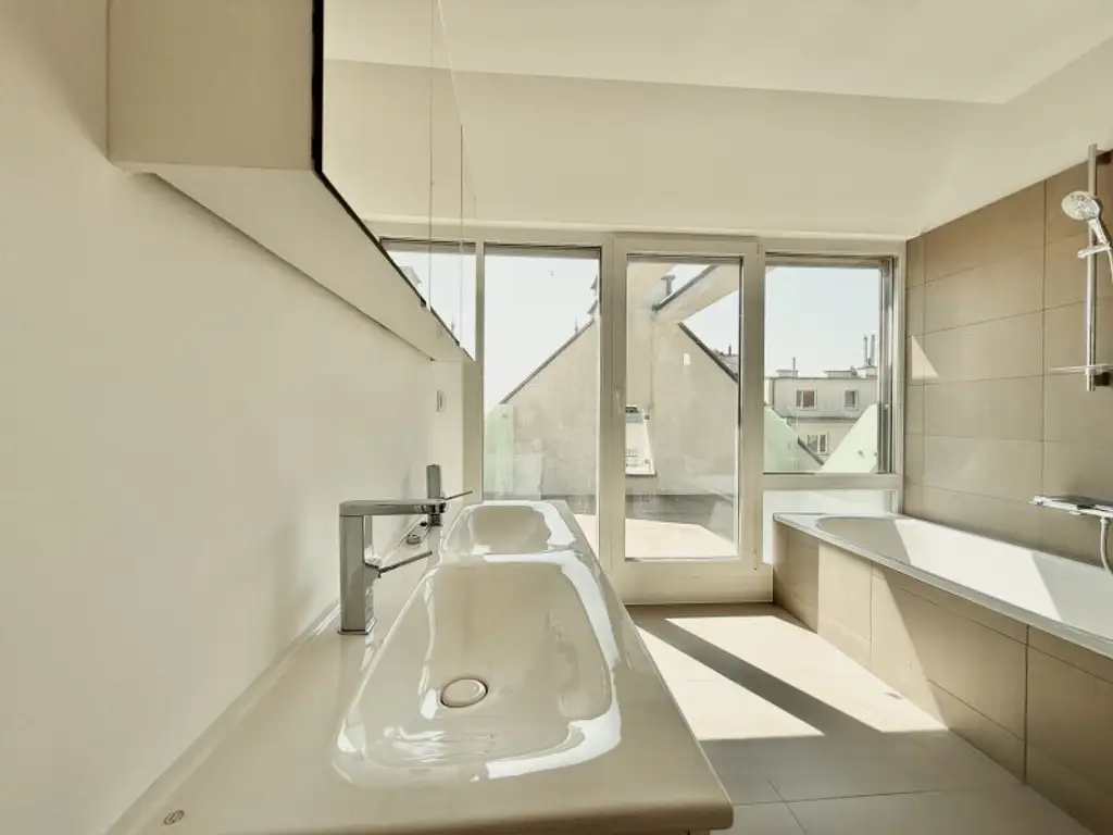 BELGHOFERHAUS 42 - Exklusive 3-Zimmer Penthousewohnung mit direktem Liftzugang und Klimageräten sowie eigener Dachterrasse