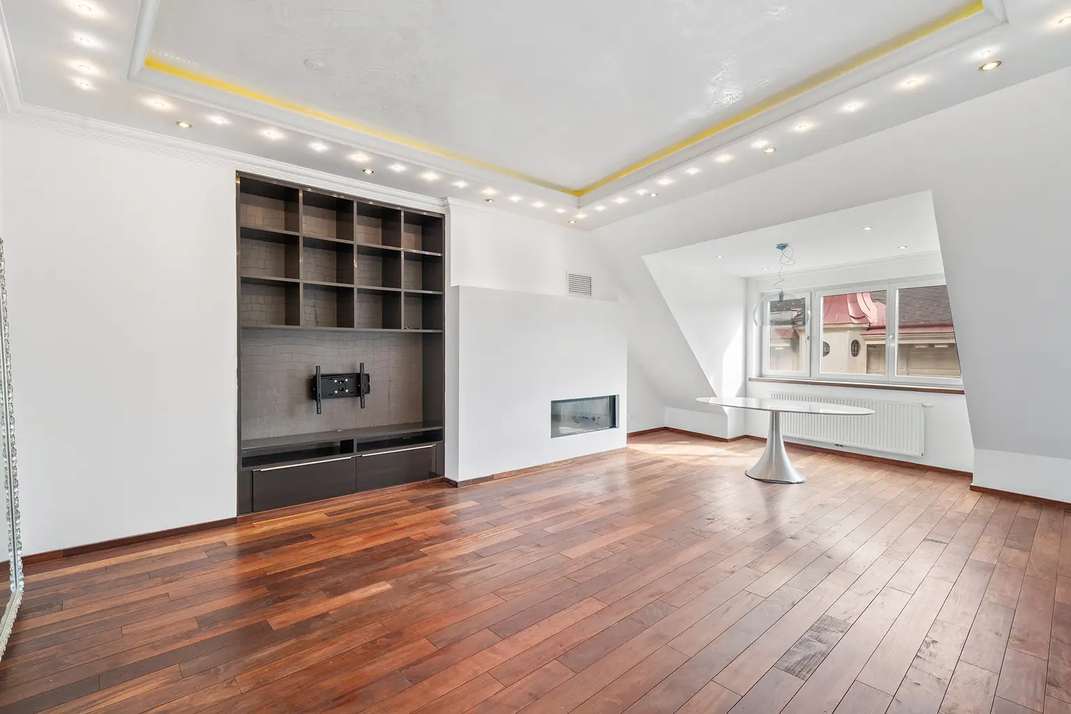 Penthouse mit 360° Weitblick – Exklusives Wohnerlebnis im 4. Bezirk auf zwei Ebenen (Tiefgarage vorhanden)