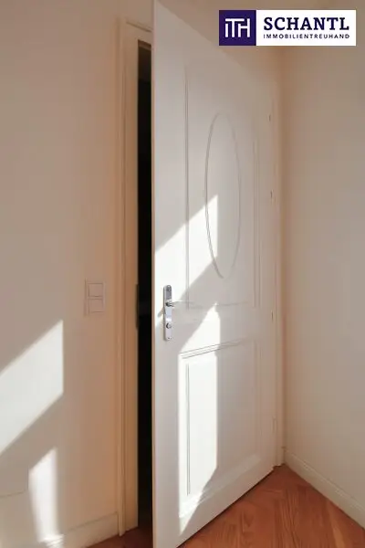 ++ SUNNY SIDE UP ++ Exklusive Familienwohnung im Dachgeschoß eines revitalisierten Gründerzeithauses + sonnige Freifläche
