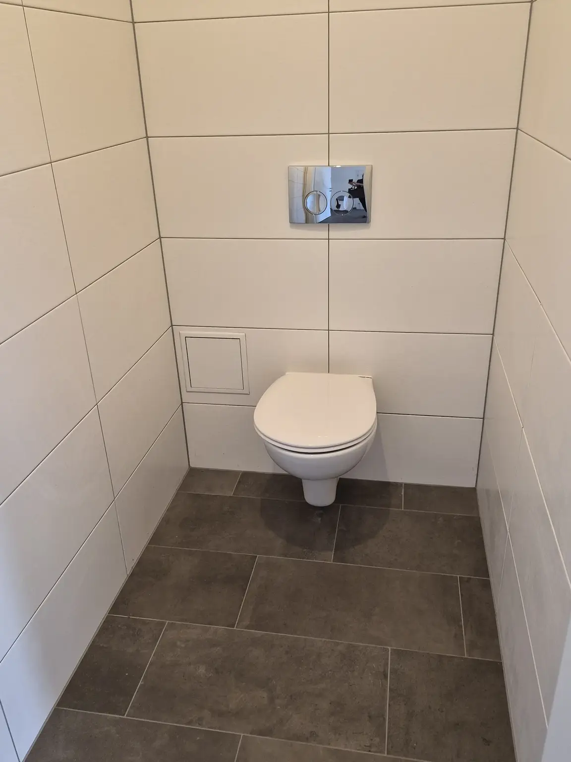 Neubau: Besonders ansprechende 54 m² 2-Zimmerwohnung mit 28 m² Garten