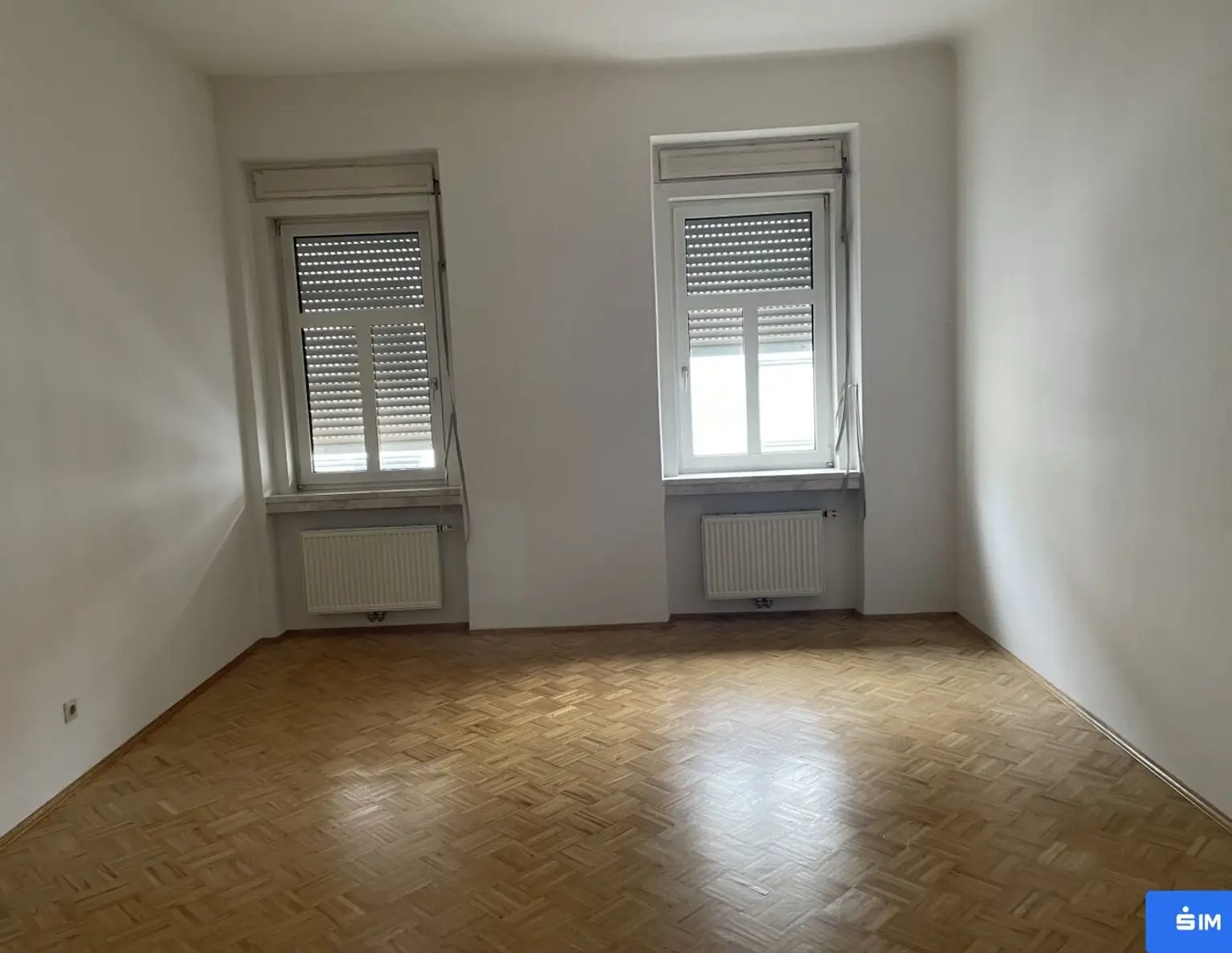 2-Zimmer-Wohnung - WG-geeignet, mit Balkon