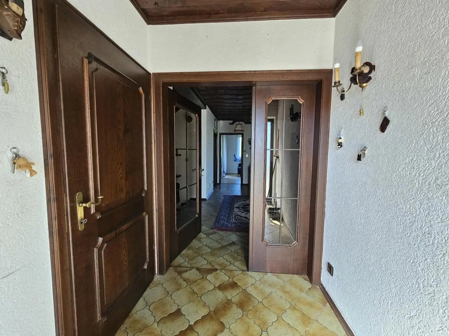 Gediegenes Einfamilienhaus mit Gebirgsblick und Potenzial