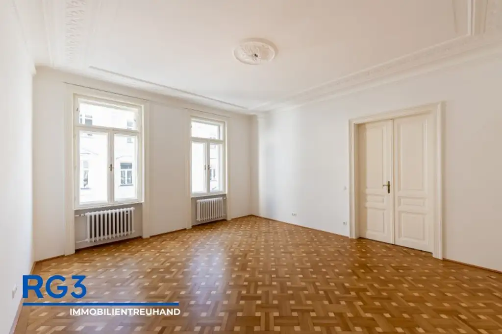 Repräsentative 5 Zimmer Wohnung mit Balkon