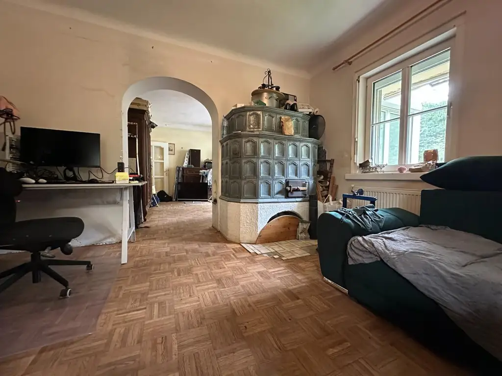 Stilvoll wohnen in Neuwaldegg: 3-Zimmer-Gartenjuwel mit Kamin und Kochinsel