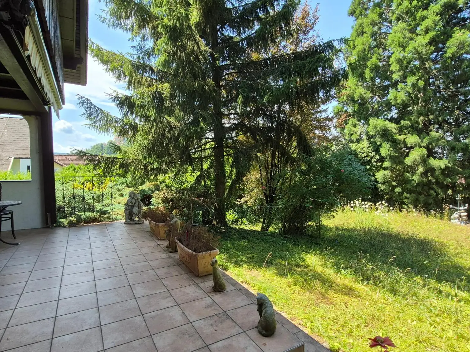 ROMANTISCHES EINFAMILIENHAUS IN BESTER LAGE