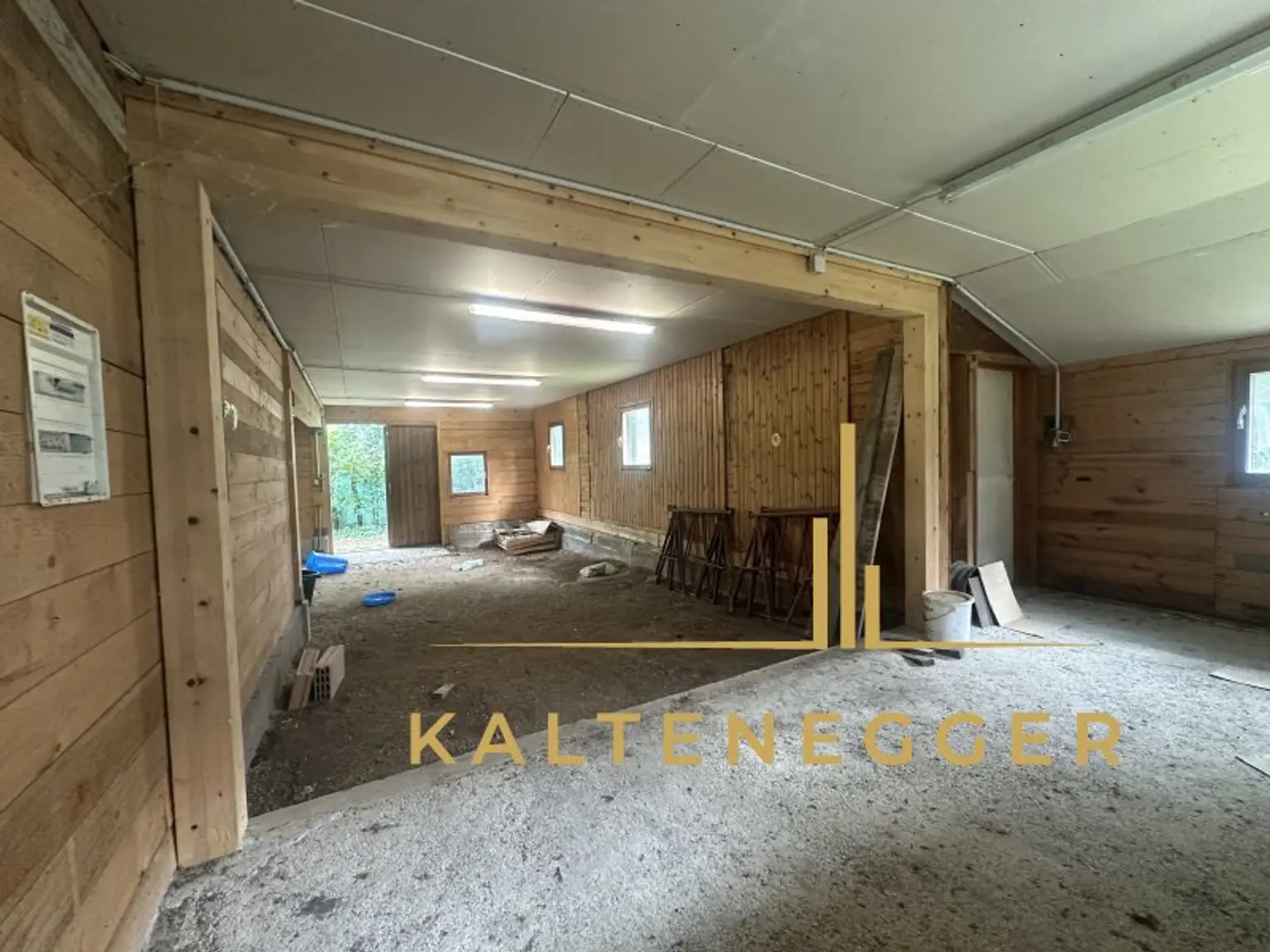 Einzigartiges Baugrundstück mit Holzhütte