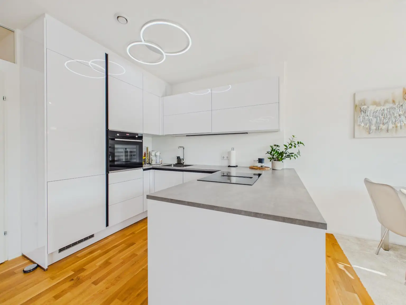 Wohn- und Essbereich 4