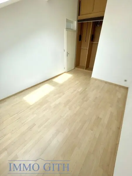 DACHGESCHOSSJUWEL MIT SPEKTAKULÄREM WIENBLICK - UNBEFRISTET & PROVISIONSFREI ZU MIETEN!