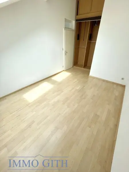 DACHGESCHOSSJUWEL MIT SPEKTAKULÄREM WIENBLICK - UNBEFRISTET & PROVISIONSFREI ZU MIETEN!