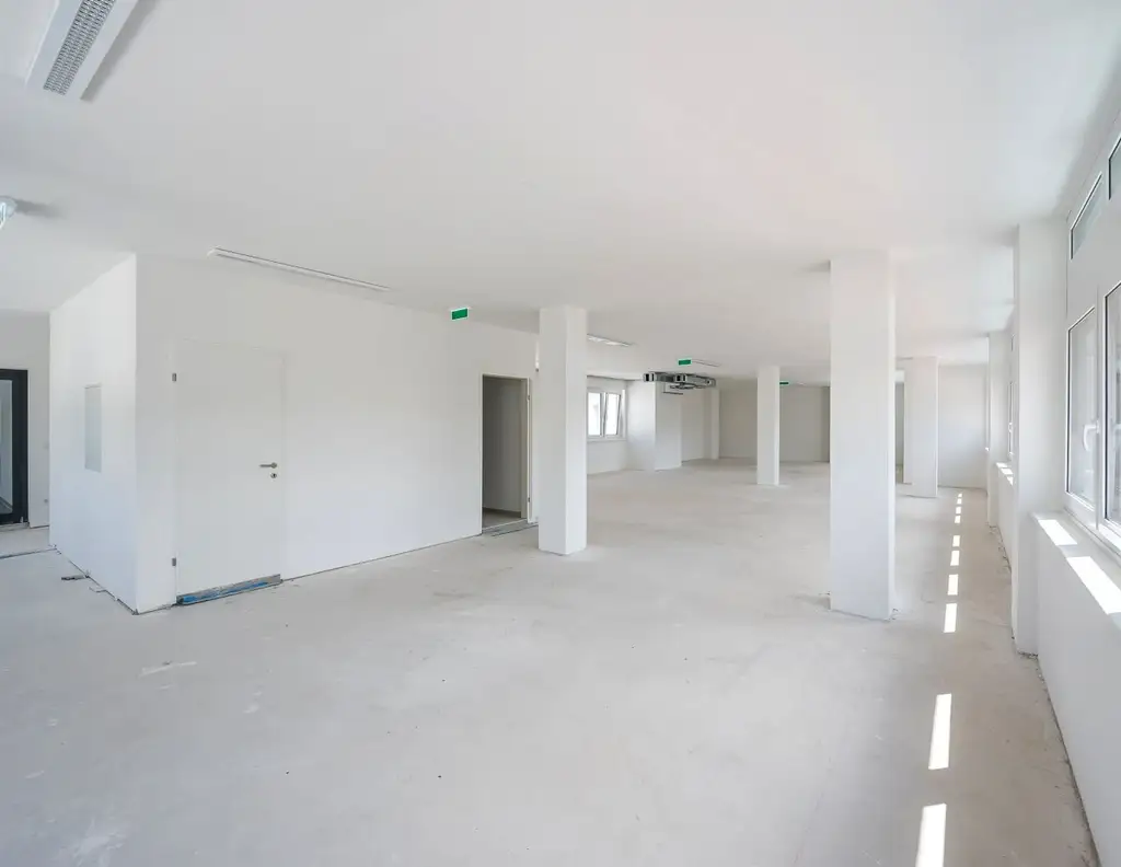 Erstbezug: Moderne Büroflächen in Hietzinger Bestlage