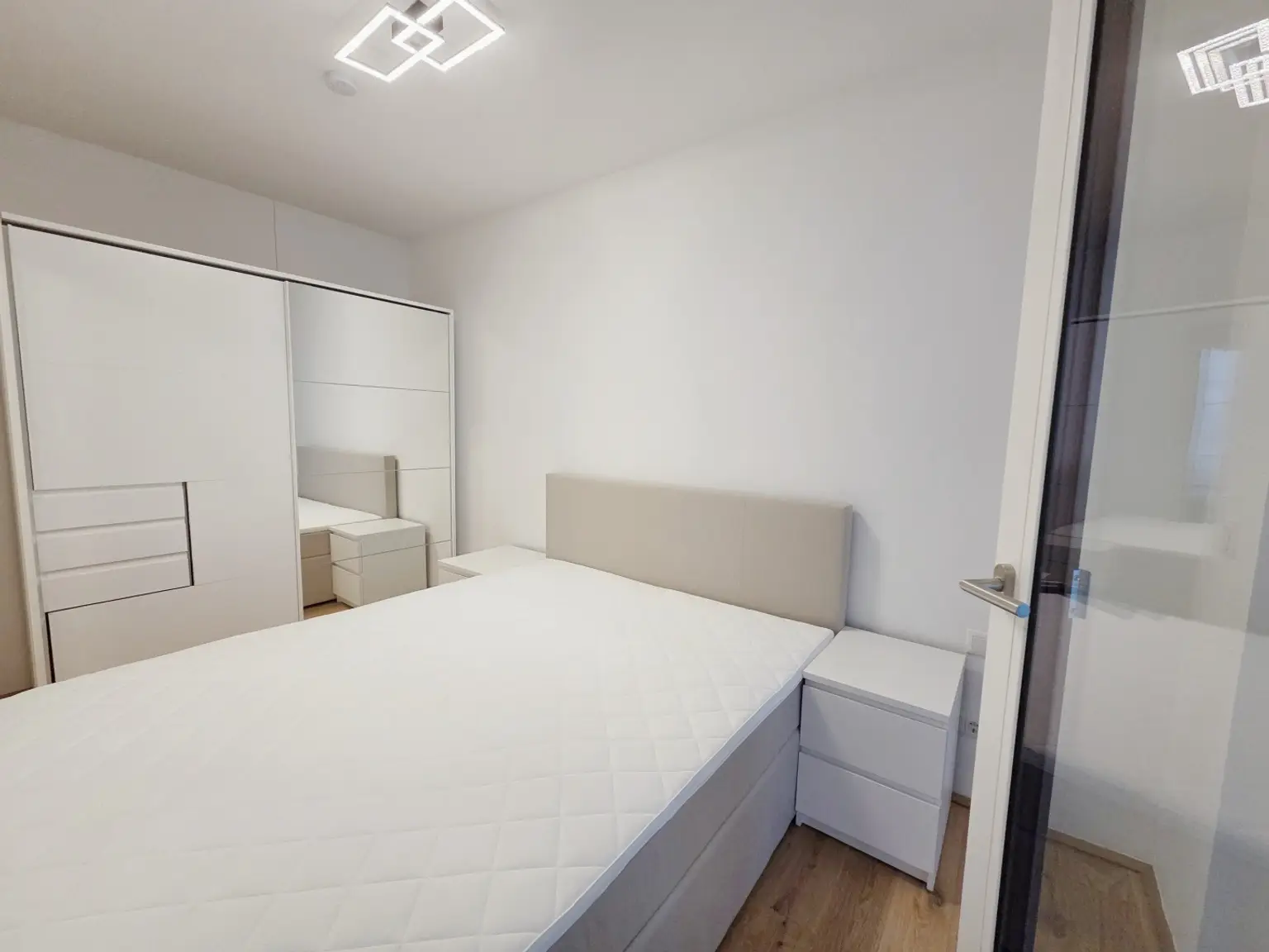 20251016_160535-VSCO