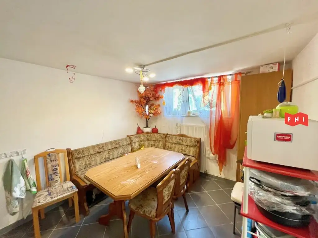 Erweiterbares 4 Zimmer Einfamilienhaus mit Garage, Pool & Gartenhaus