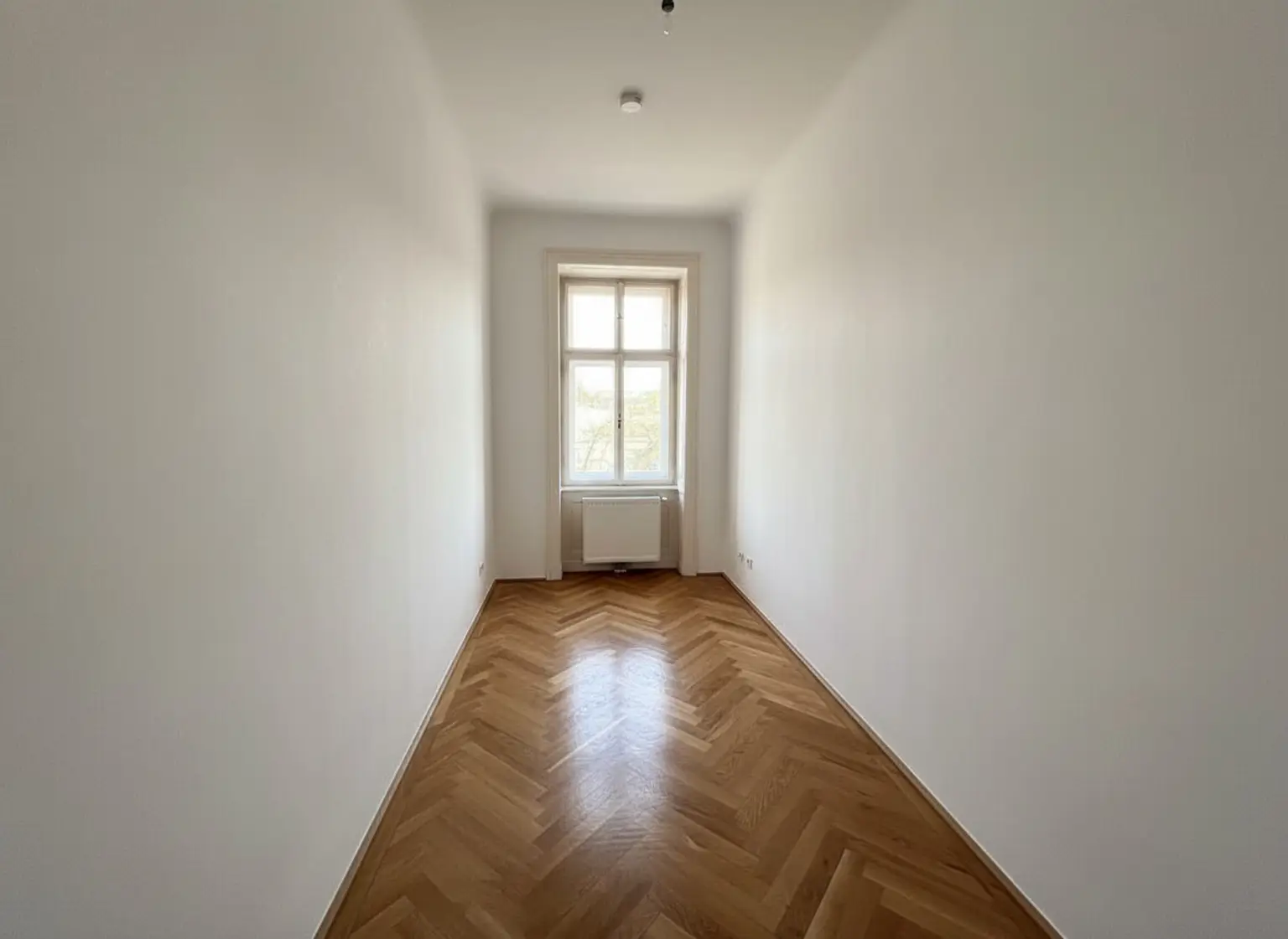 Unbefristet: Ruhige 4-Zimmer-Wohnung nahe Naschmarkt