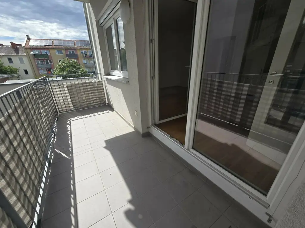 Wunderschöne Wohnung mit Balkon - Hofseite!