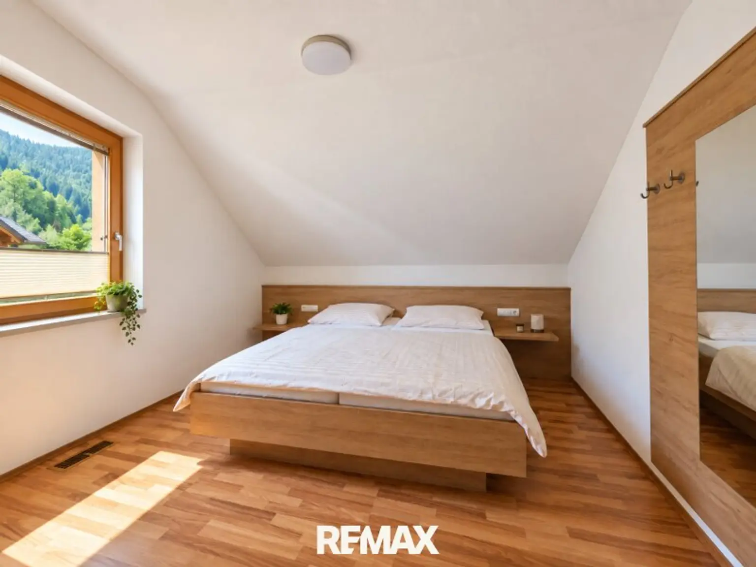 Haus - Schlafzimmer I OG