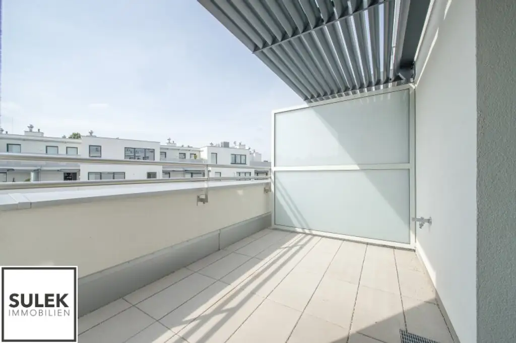 *Ab Februar* Helle 2 Zimmer Dachgeschosswohnung mit hofseitiger Terrasse - Abendsonne auf der eigenen Terrasse genießen! // ab 02/26 **VIDEO**