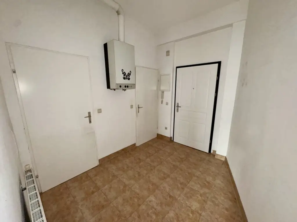 Renovierungsbedürftige Wohnung in Top-Lage des 12. Bezirks – Ideal für Individualisten!