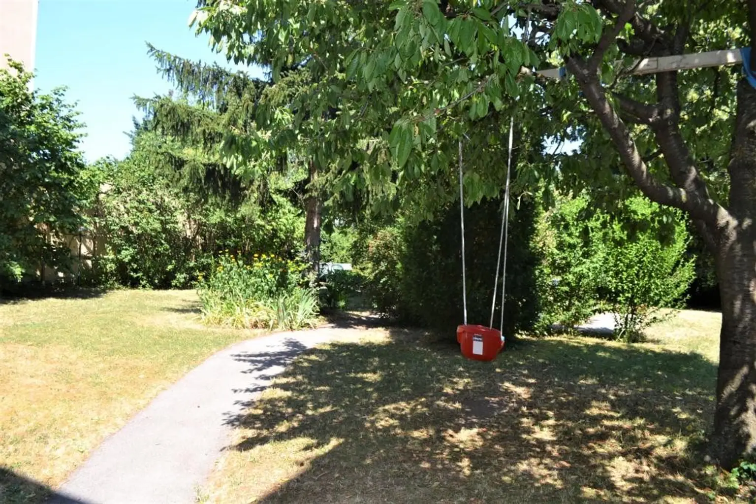 Nette und helle 2 Zimmerwohnung - ideal für Singles und Pärchen!