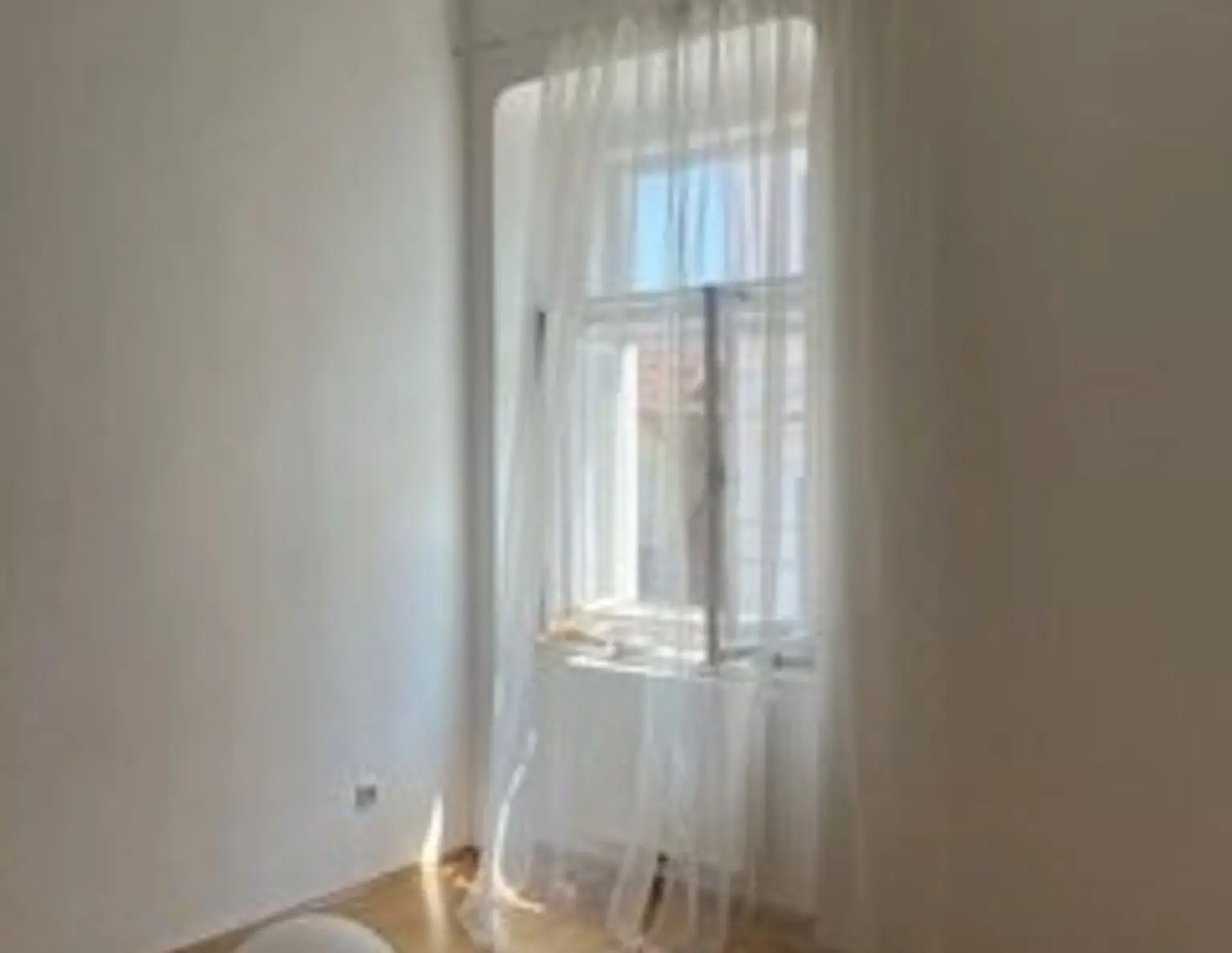 Stilvolles Wohnen: Altbauwohnung in Zentraler Lage, gepflegt und lichtdurchflutet- Ihr neues Zuhause wartet!