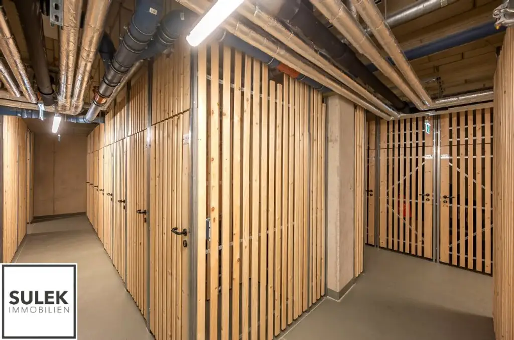 Erstbezug! Perfekt geschnittene 2 Zimmer Wohnung mit Balkon & top Anbindung (U4, U6, uvm.)