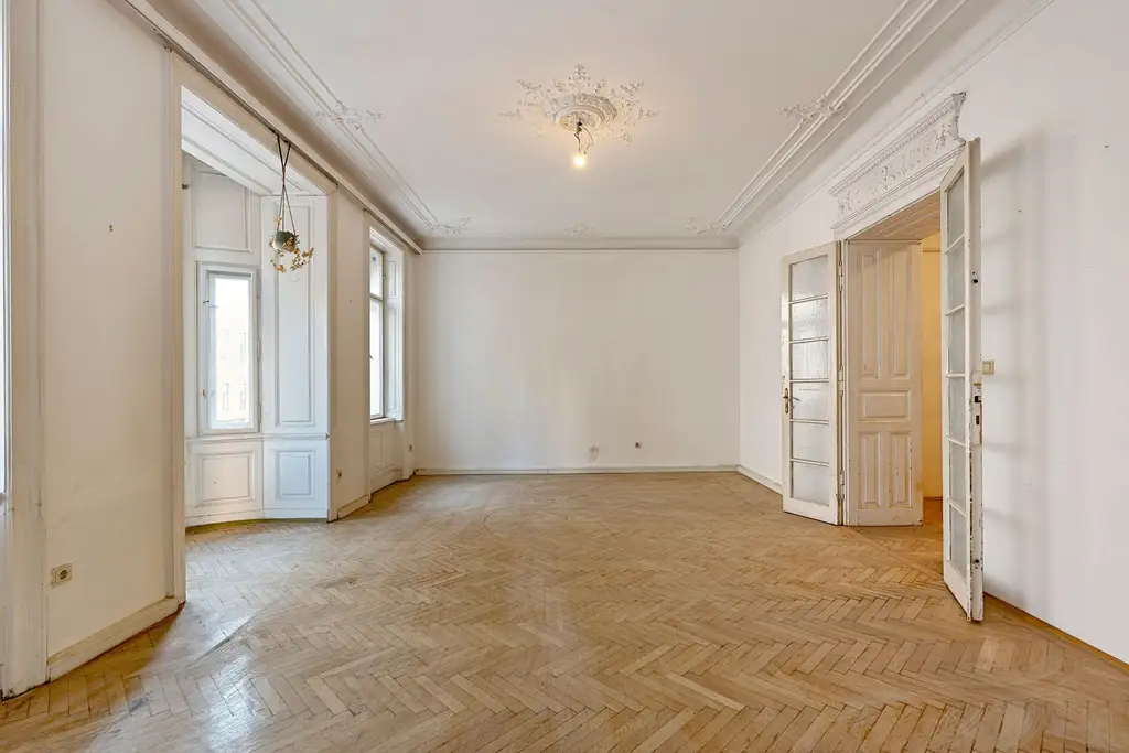 Altbaucharme mit großem Potenzial – 5-Zimmerwohnung im Herzen von Margareten