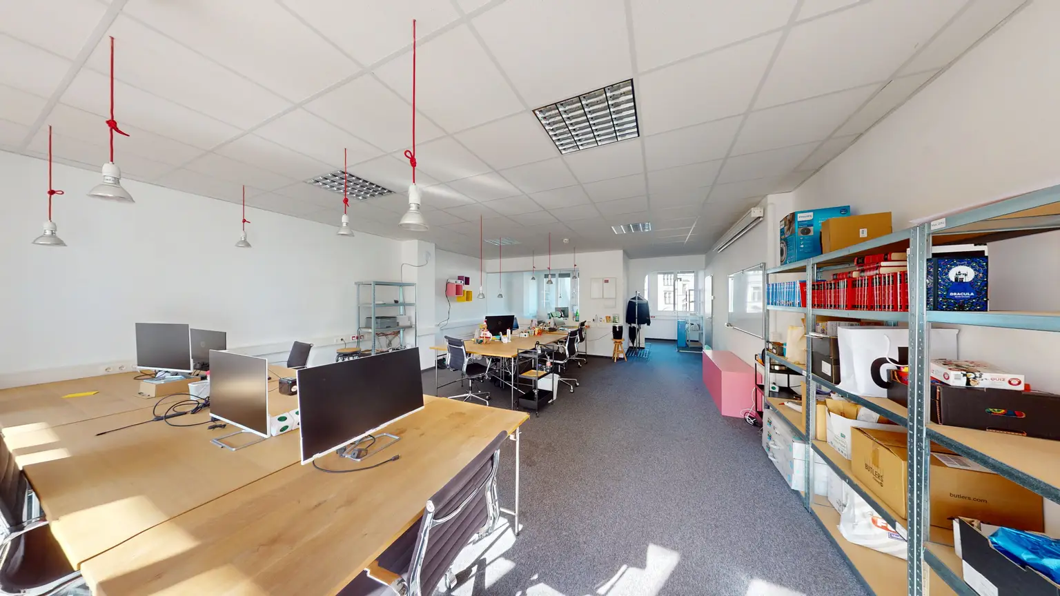 Ihr Arbeitsplatz im Zentrum: Helle Büroflächen mit Entwicklungspotenzial _ Erweiterbar