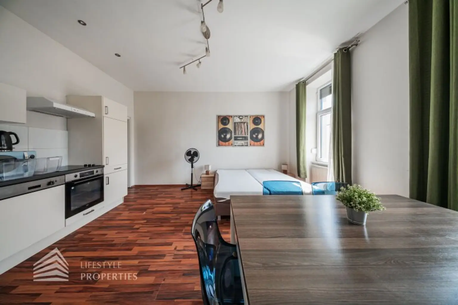 Helle, möblierte 2-Zimmer Wohnung, Nähe Kaiser-Franz-Josel Spital