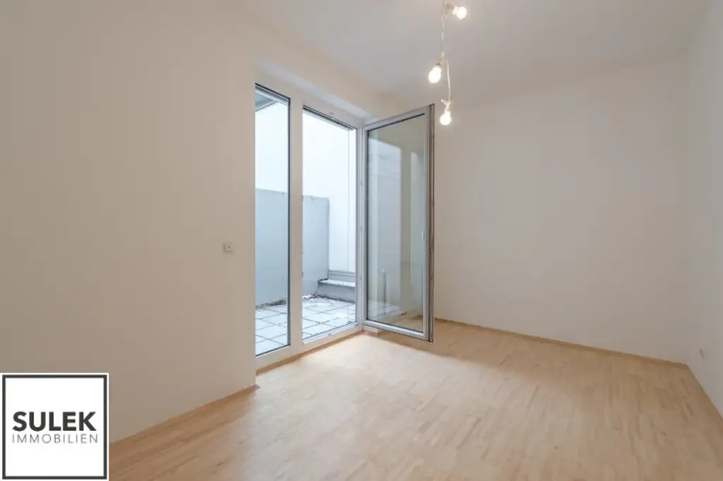 Gemütliche, ruhige 2-Zimmer Neubauwohnung mit Innenhof-Terrasse in beliebter Lage -nähe zur U6 & Mariahilfer Straße!