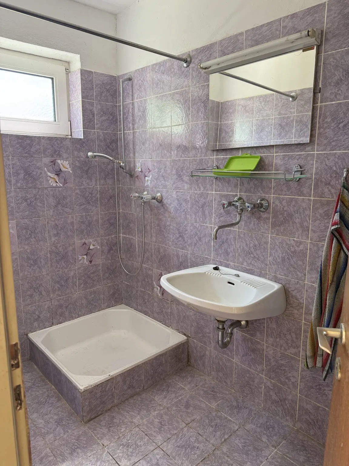 Badezimmer im Keller