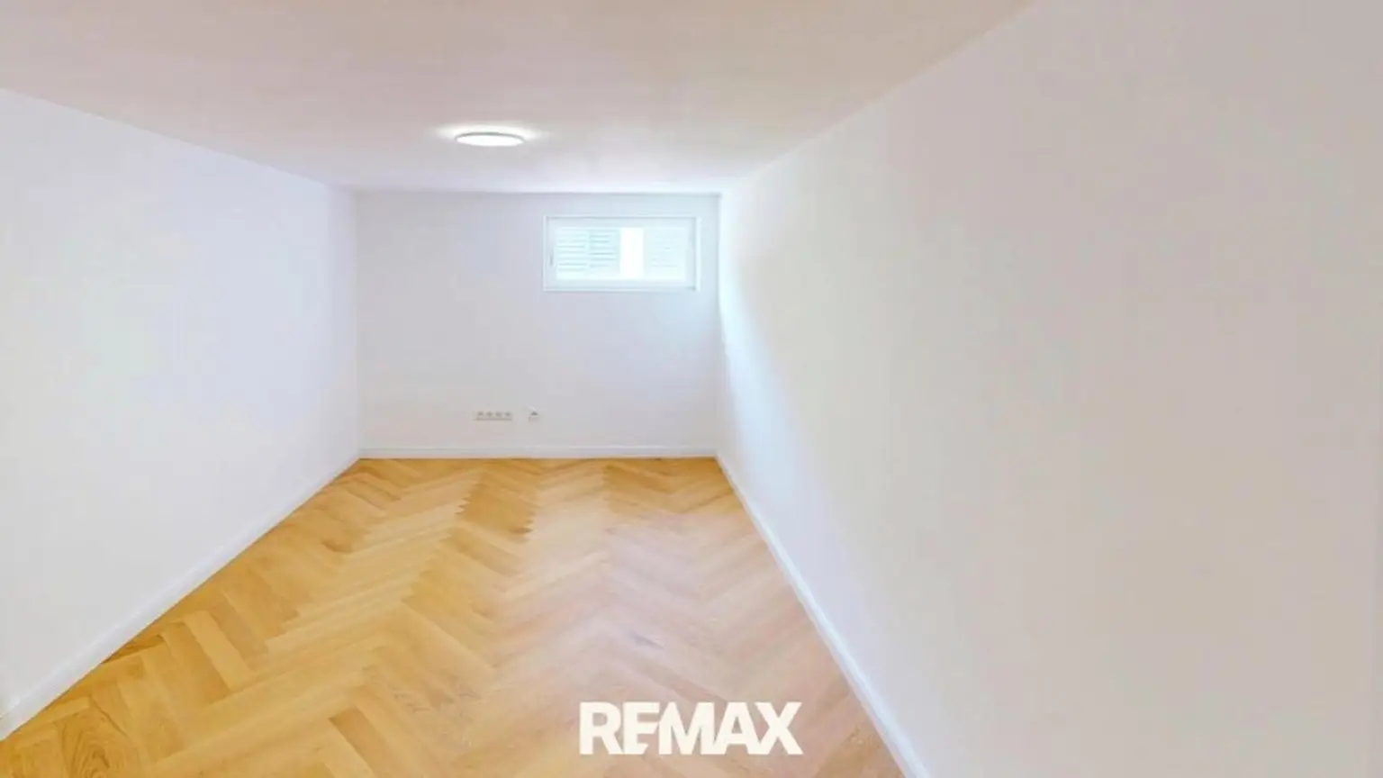 Wohnraum Untergeschoss oder Büro