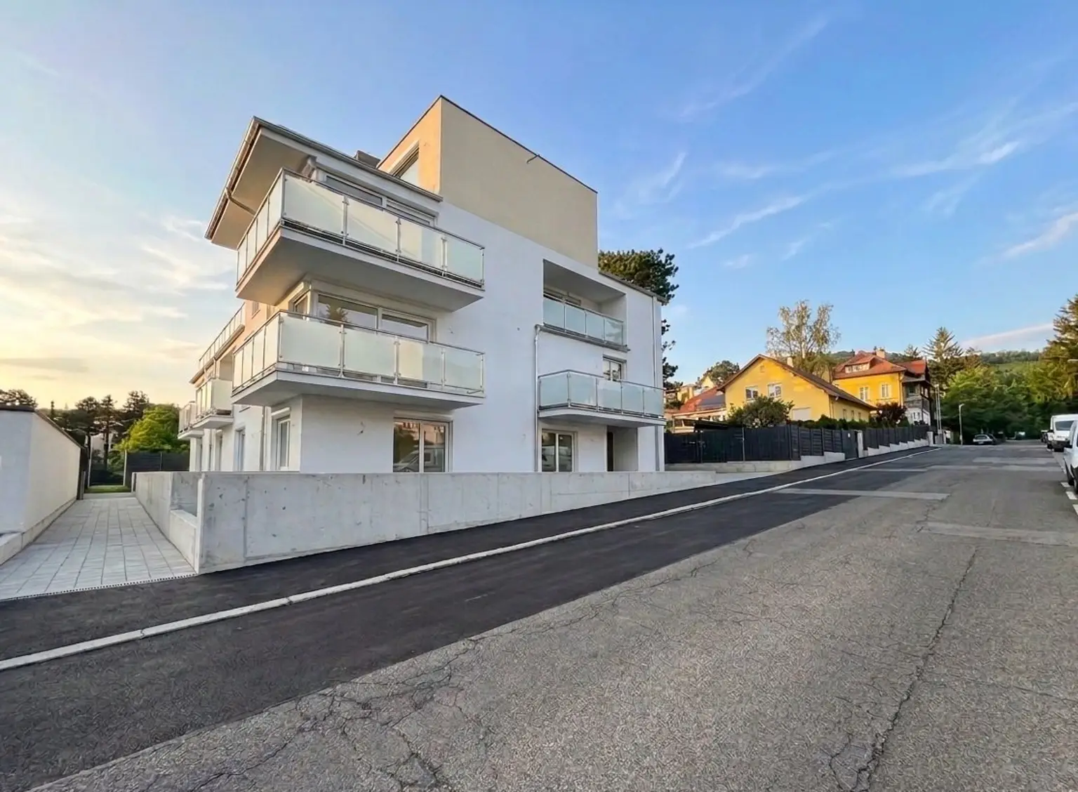 Vis3 | ++ NEU ++ EXKLUSIVE Traumwohnung - mit AUSBLICK | Prima Service Immobilien