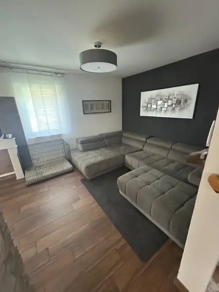 Neuwertiges Traumhaus im Zentrum von Liebenfels: 3 Zimmer, Garten mit fixem Pool & Terrasse Carport  für 499.000 €!