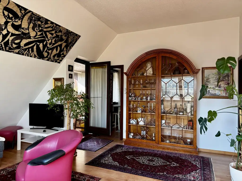 Dachgeschoßwohnung mit Ausblick!