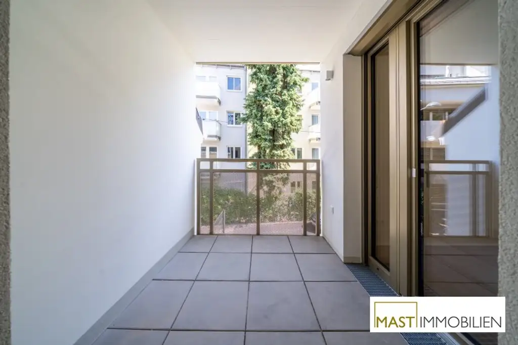 *Beziehbar sofort* 2-Zimmer Wohnung beim Kagraner Platz