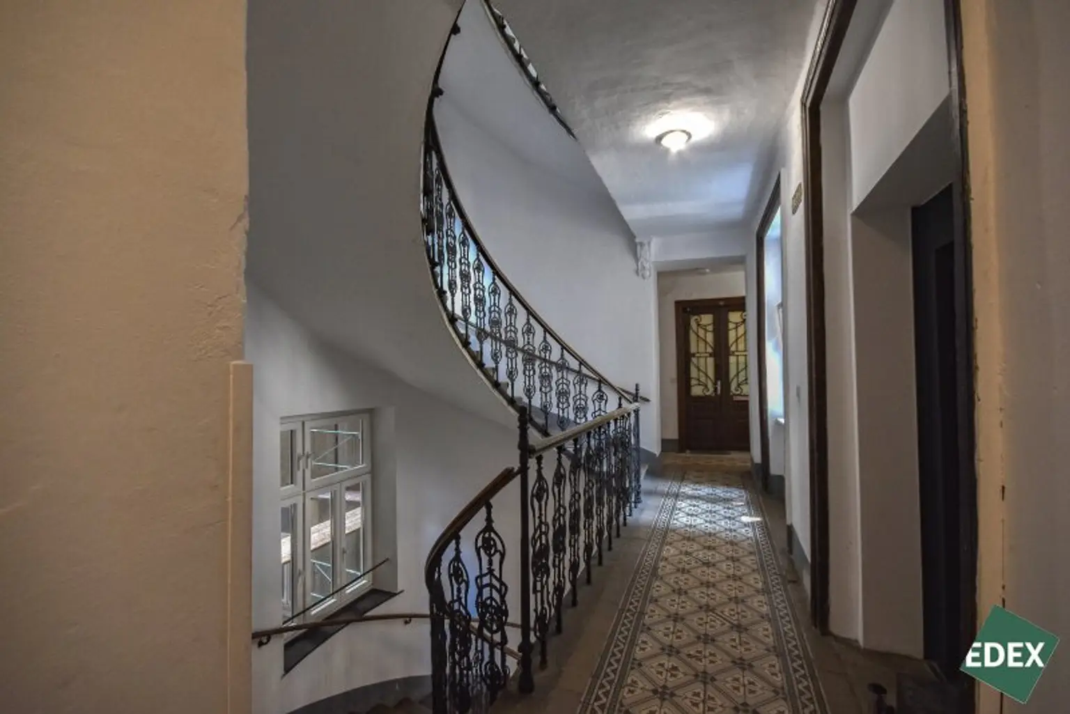 Ideal für kreative Gestalter oder Projektentwickler- Altbauwohnung – 1 Zimmer in Parknähe, 1200 Wien