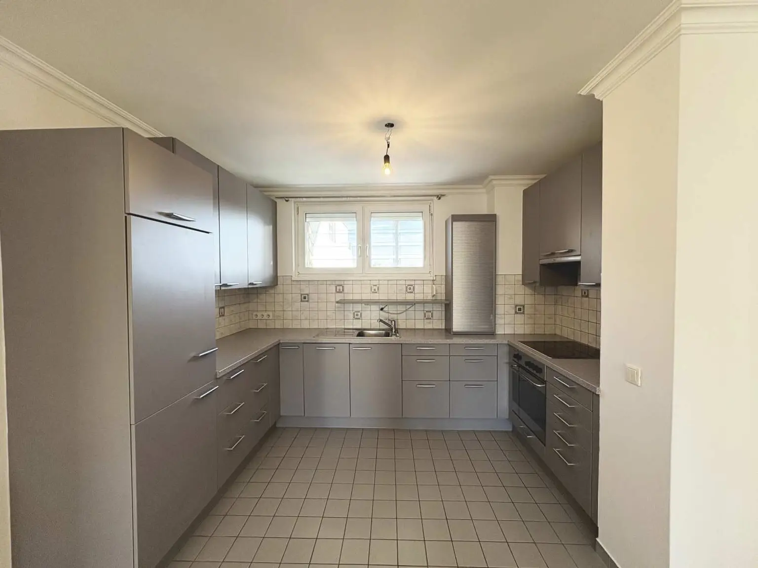 Geförderte 3 Zimmer Wohnung mit Loggia - 
Nähe Donau und U2 - FINANZIERUNGSBEITRAG