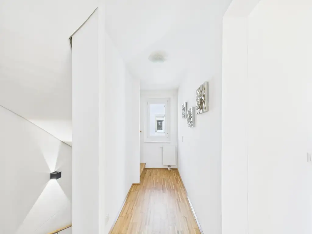 Modernes Reihenhaus mit Garten in 1220 Wien Essling