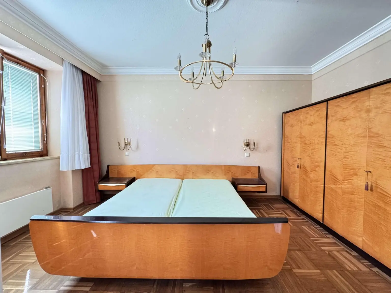 EFH 3481 Fels-Schlafzimmer