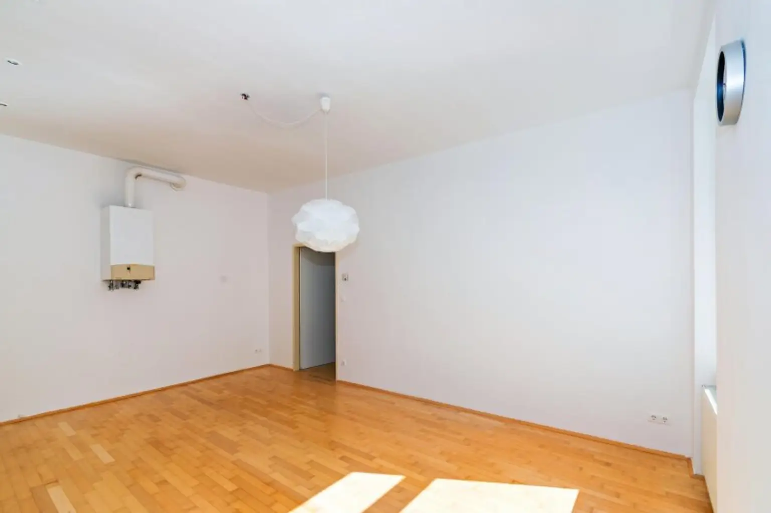 2 Zimmer Wohnung im 3. Liftstock in sehr guter Lage