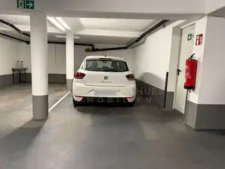 Tiefgaragenstellplatz